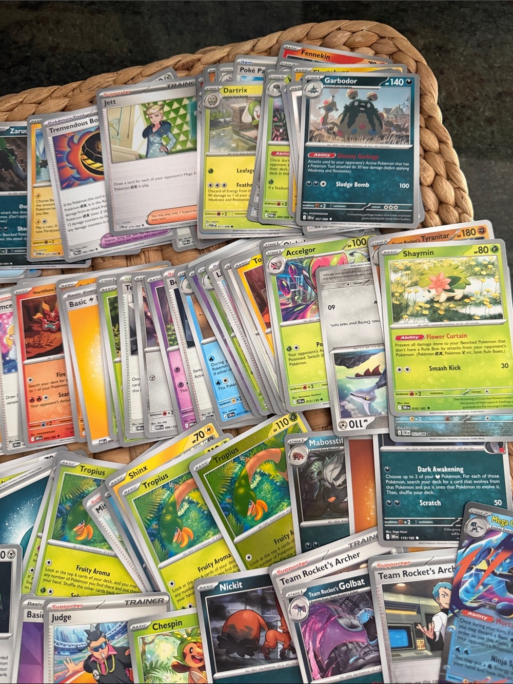100 plus POKEMON Trading Card Lot - Assorted  Cards EX, Trainer, Energy BUNDLE - Picture 4 of 7
